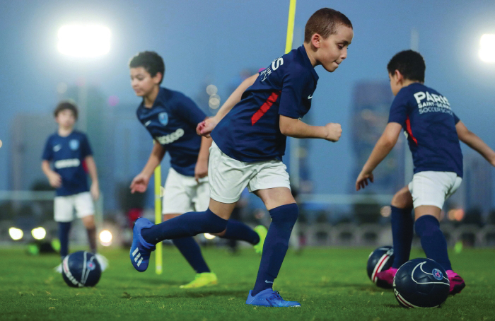 PSG academy trainees in Doha root for Neymar  Read Qatar Tribune on