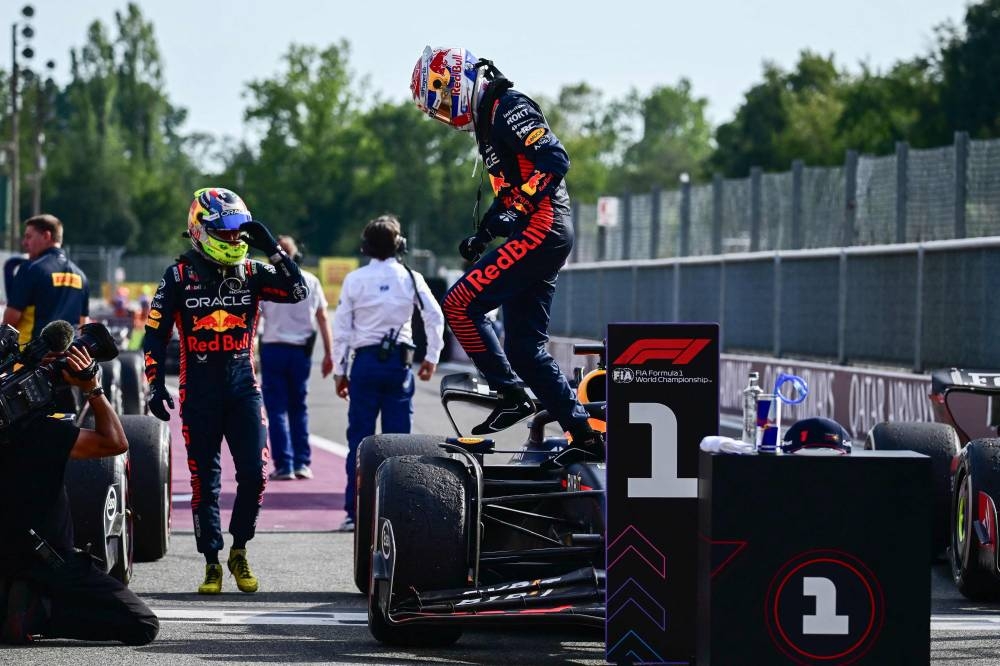 Max Verstappen claims record 10th straight F1 win at Italian GP